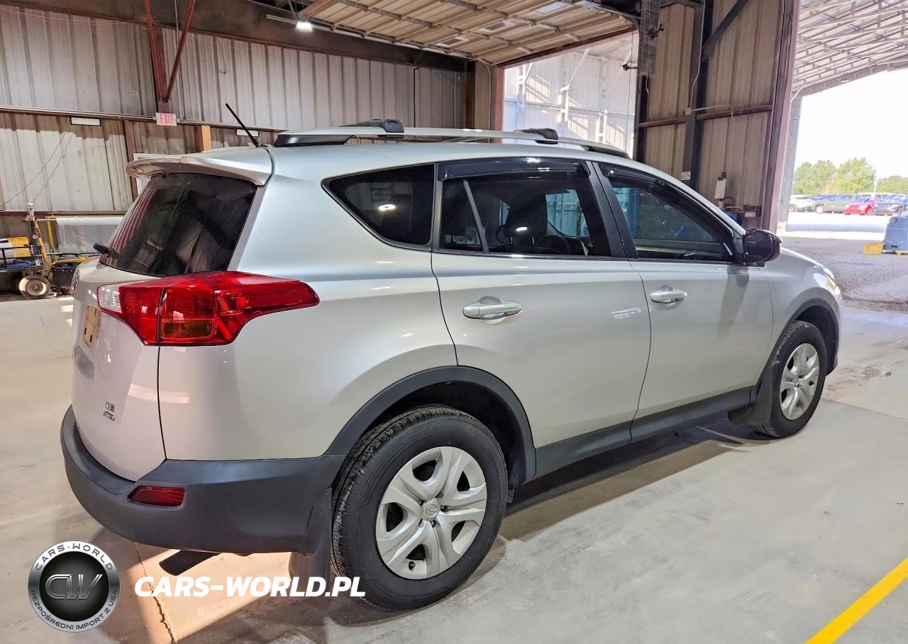 2015 Toyota Rav4 Le VIN:JTMBFREV5FJ037158 - 3