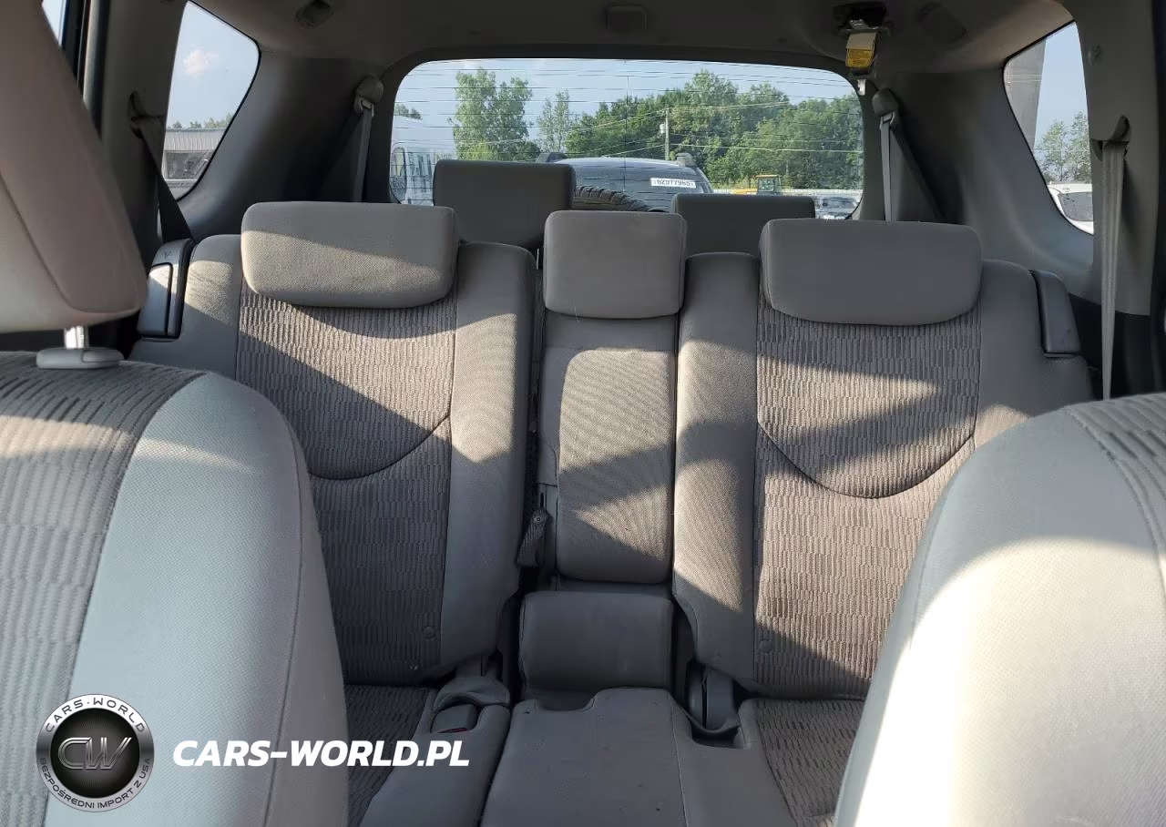 2011 Toyota Rav4 VIN:2T3KF4DV9BW063990 - 10