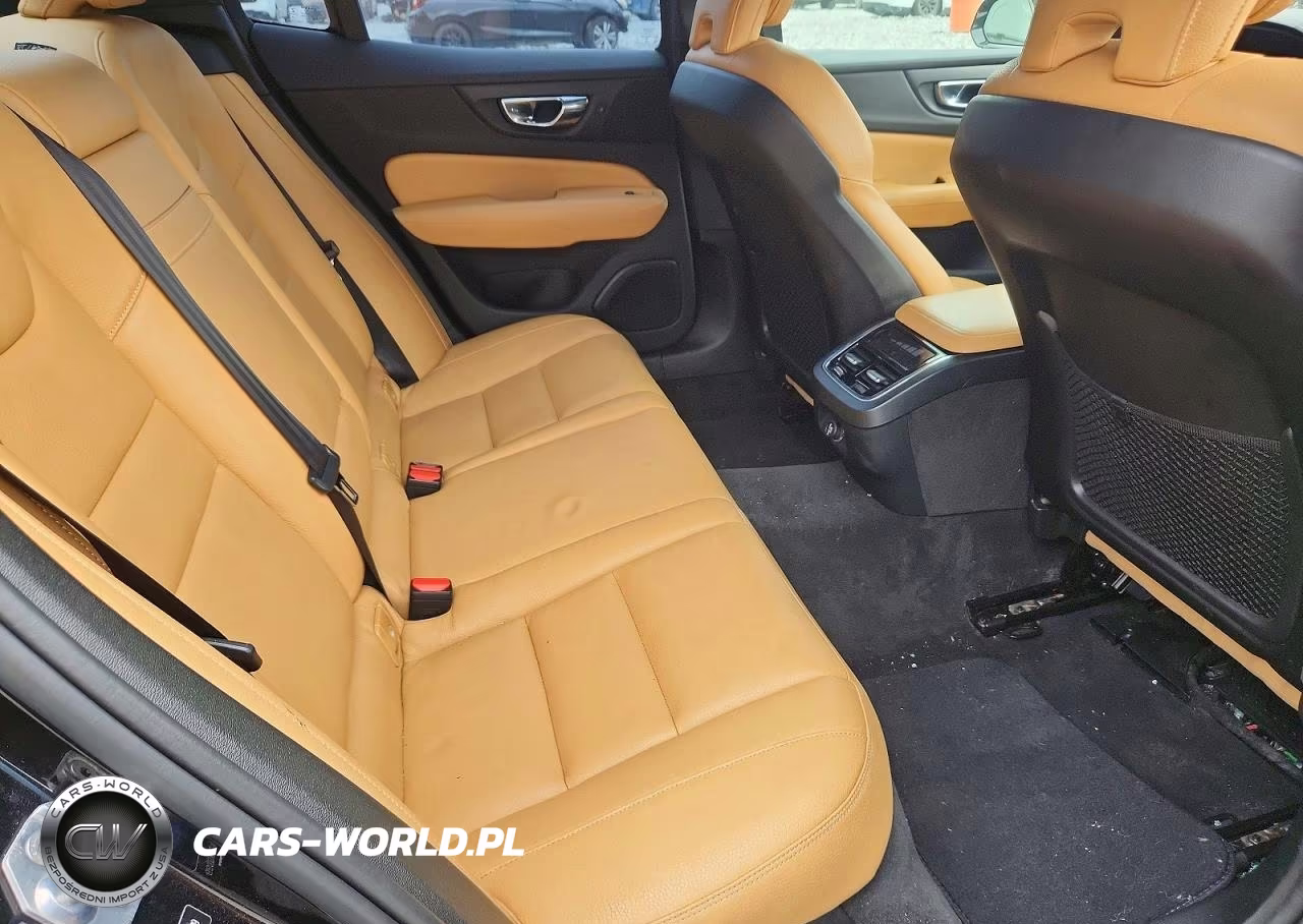 2019 Volvo S60 T6 Inscription VIN:7JRA22TL0KG001919 - 10