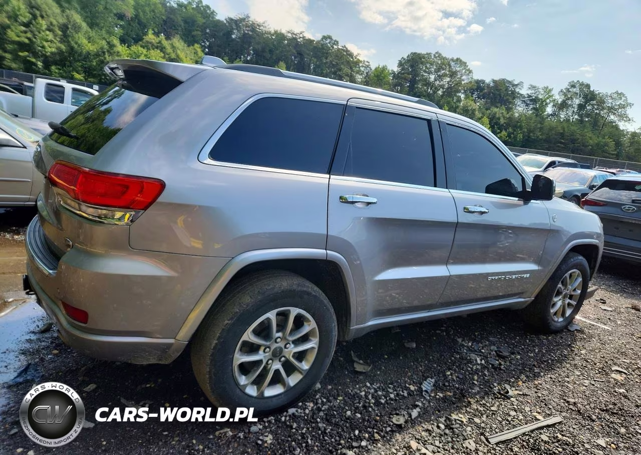 2015 Jeep Grand Cherokee Overland VIN:1C4RJFCM9FC763356 - 3
