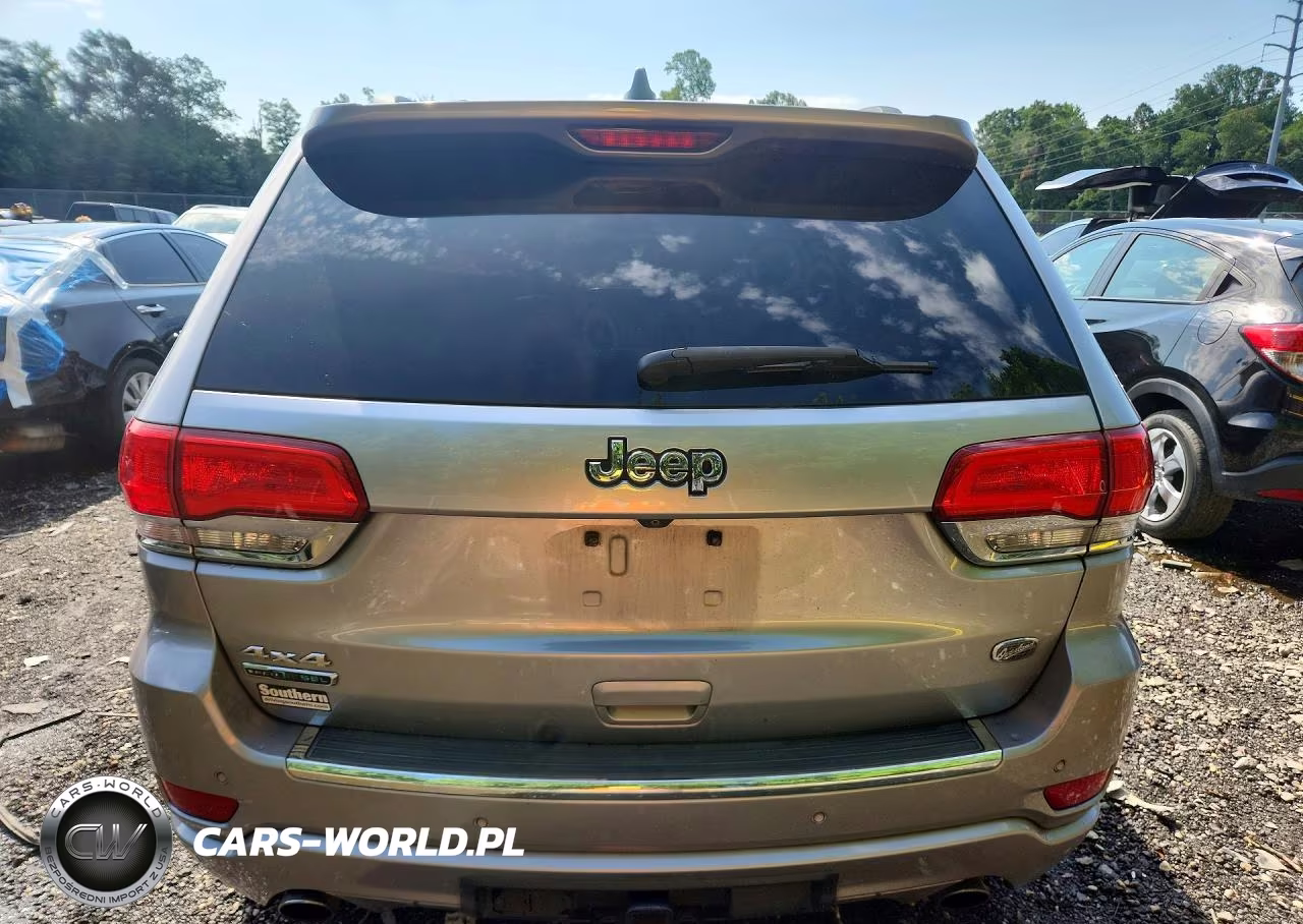 2015 Jeep Grand Cherokee Overland VIN:1C4RJFCM9FC763356 - 6