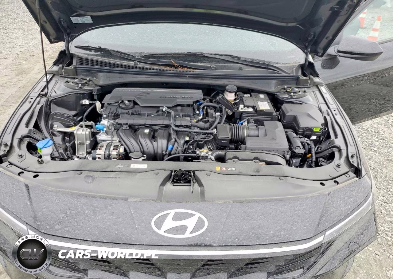 2026 Hyundai Elantra Sel Sport VIN:KMHLM4DG6TU232157 - 11