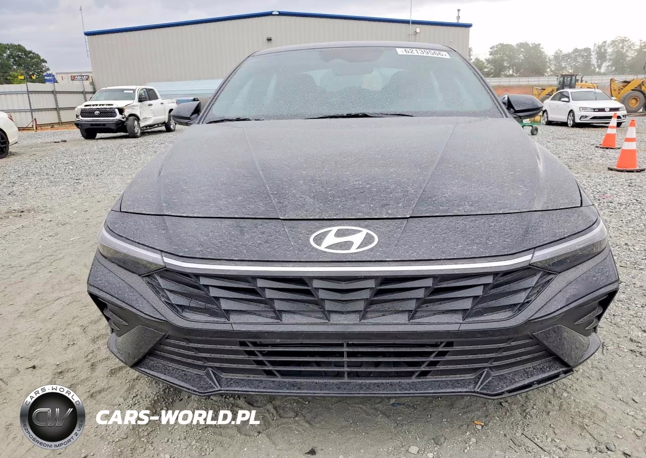 2026 Hyundai Elantra Sel Sport VIN:KMHLM4DG6TU232157 - 5