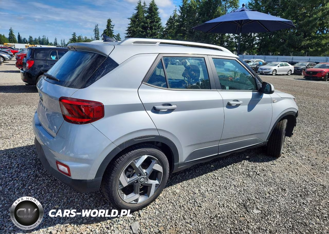 2021 Hyundai Venue Sel VIN:KMHRC8A30MU088516 - 3
