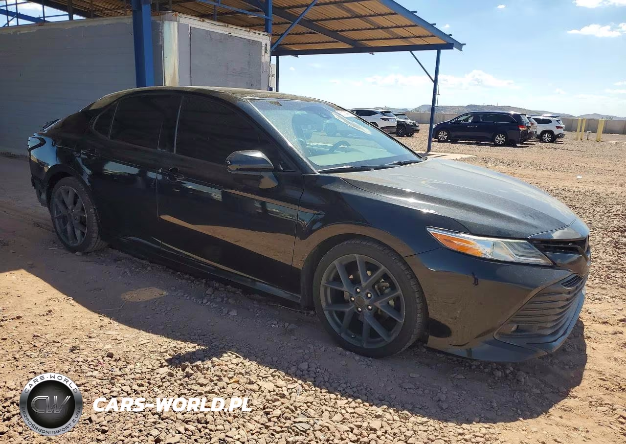 2019 Toyota Camry Xle VIN:4T1B11HK7KU785190 - 4