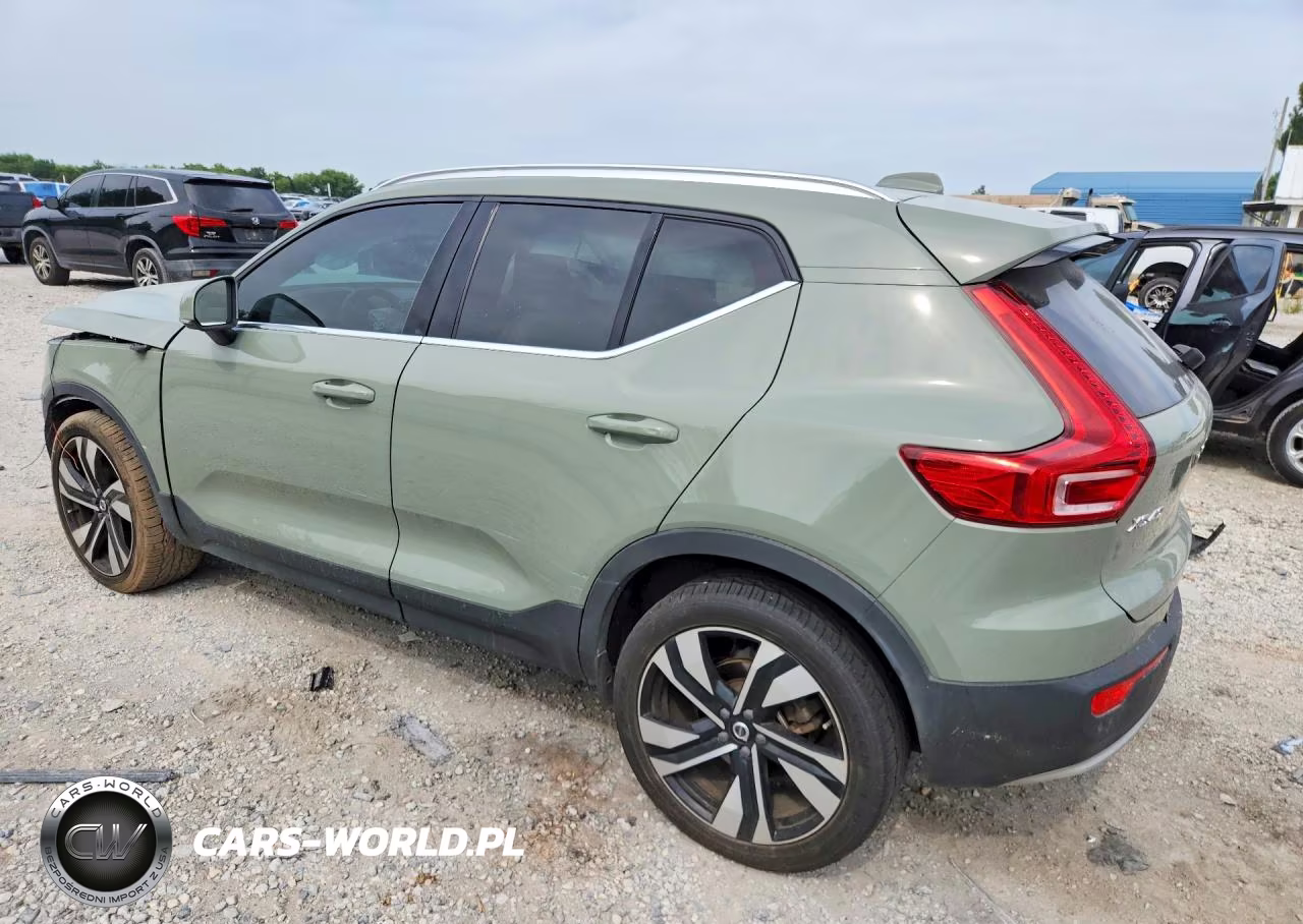 2023 Volvo Xc40 Plus VIN:YV4L12UN0P2981812 - 2