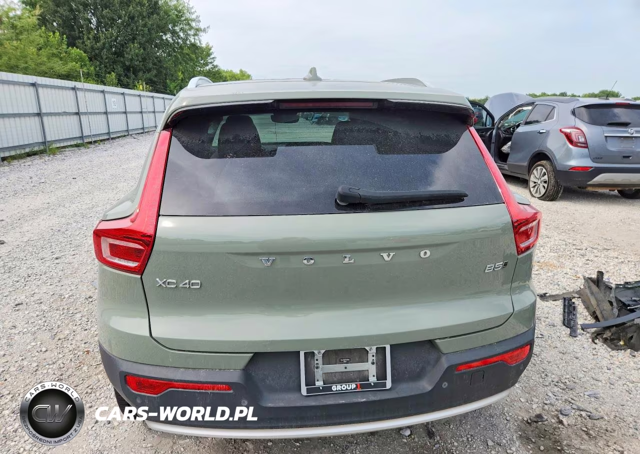 2023 Volvo Xc40 Plus VIN:YV4L12UN0P2981812 - 6