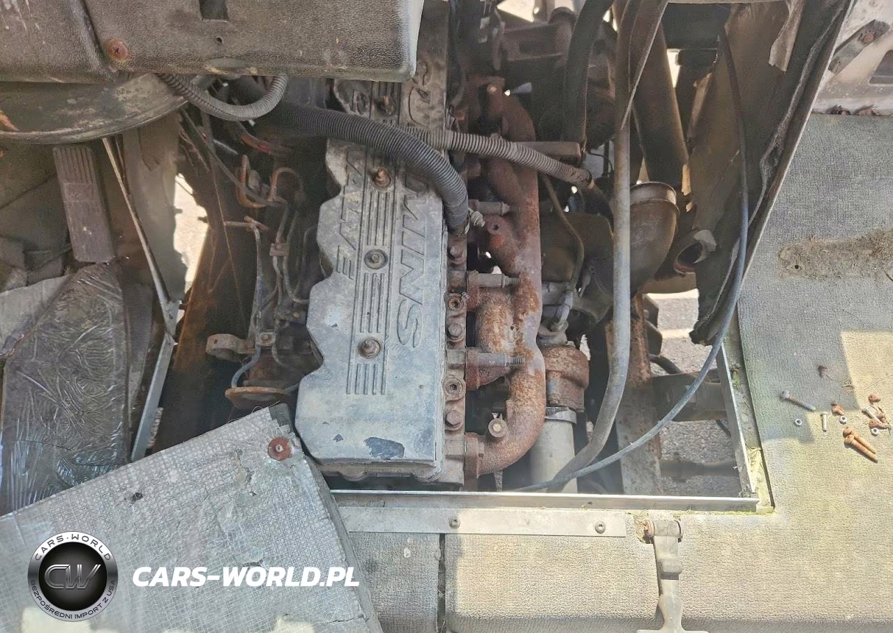 2000 Freightliner Mt45G Chassis Delivery Truck VIN:4UZA4FA44YCG41934 - 12