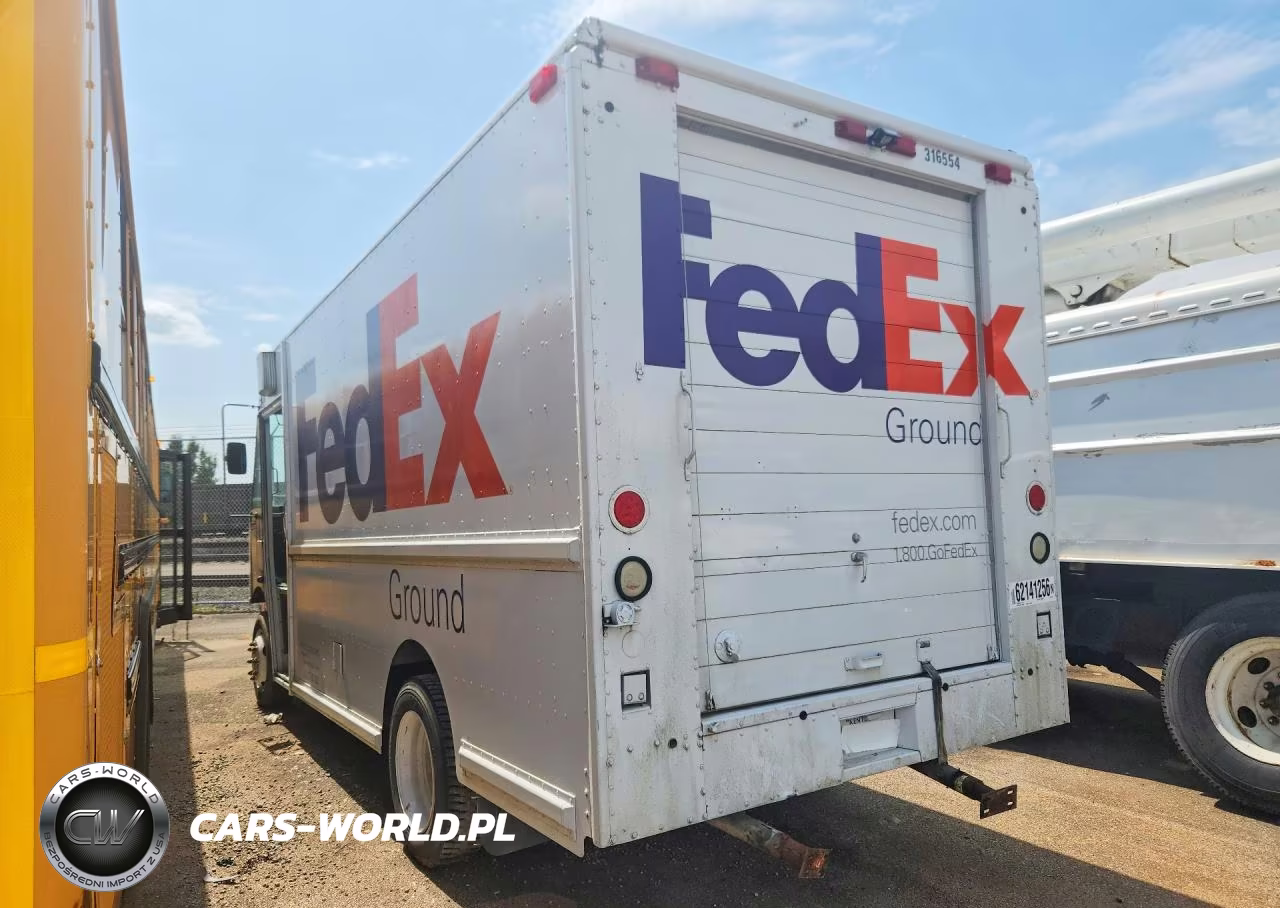 2000 Freightliner Mt45G Chassis Delivery Truck VIN:4UZA4FA44YCG41934 - 2