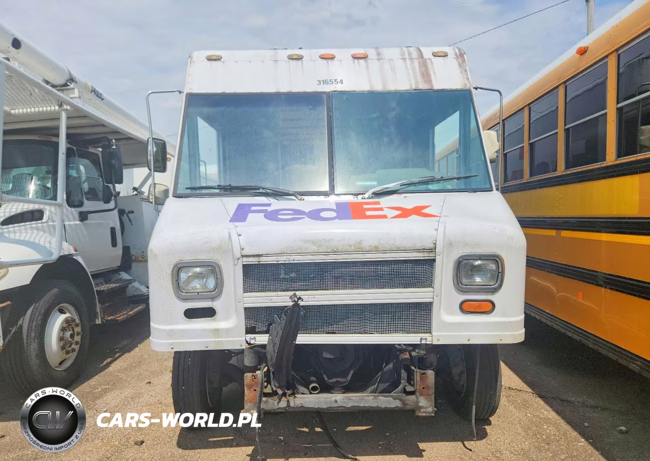 2000 Freightliner Mt45G Chassis Delivery Truck VIN:4UZA4FA44YCG41934 - 5