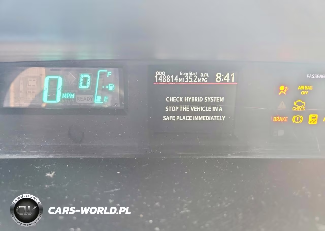2012 Toyota Prius C Three VIN:JTDKDTB37C1005765 - 9