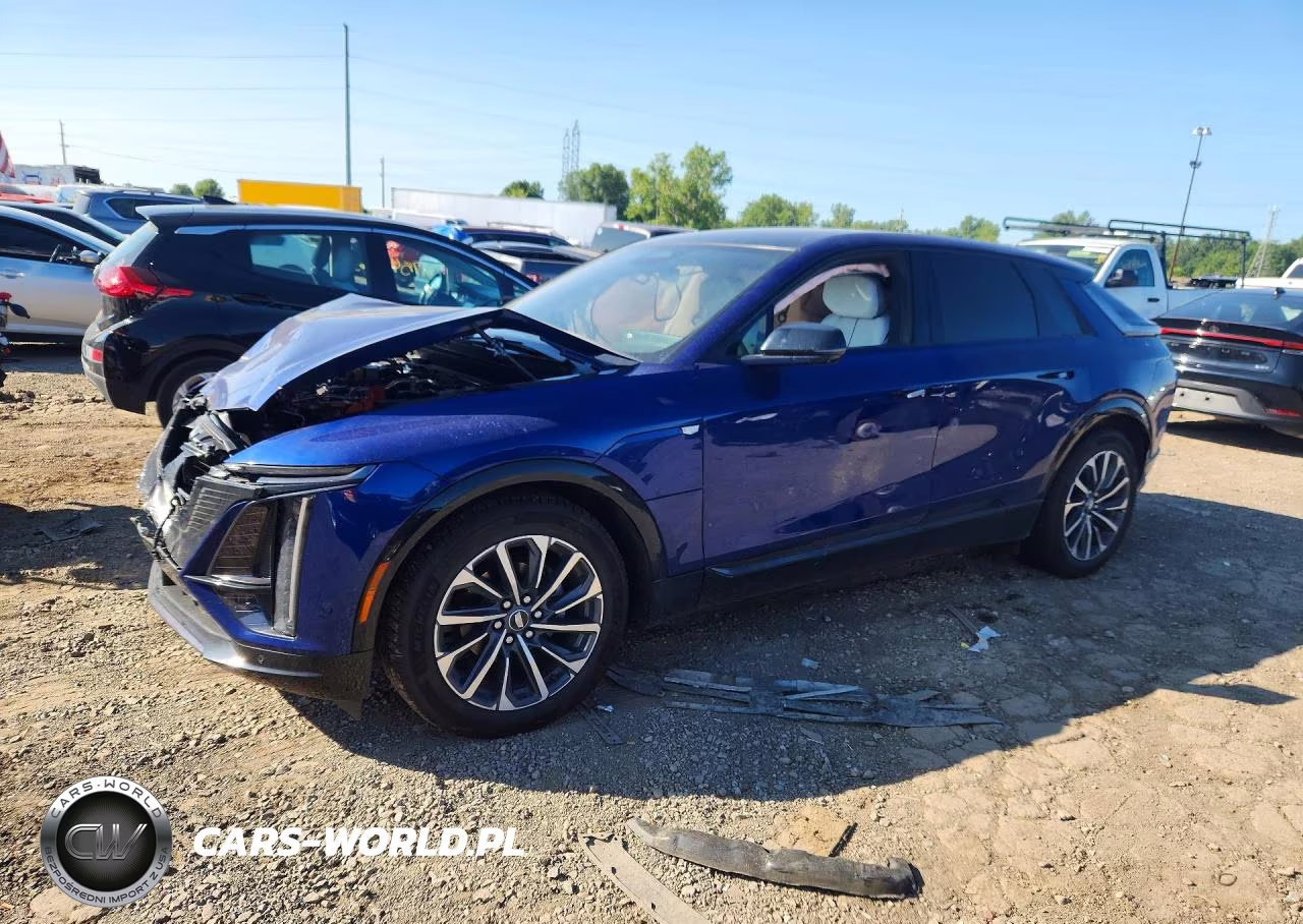 2025 Cadillac Lyriq Sport