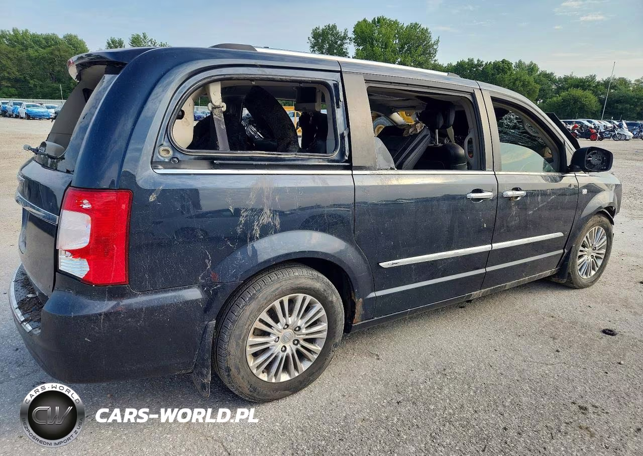 2014 Chrysler Town & Country Touring L VIN:2C4RC1CG7ER224697 - 3