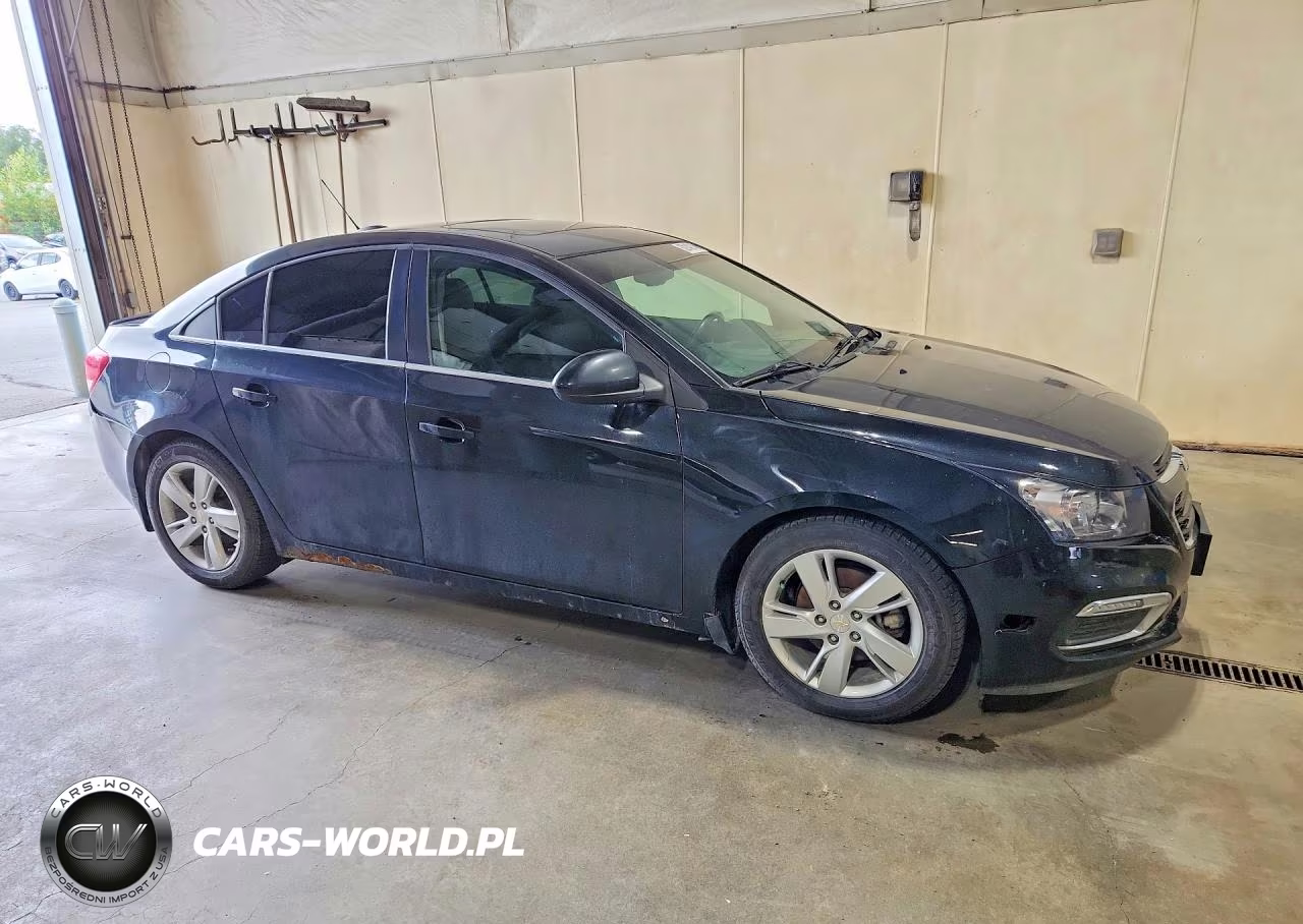 2015 Chev Crusie VIN:1G1P75SZ3F7298944 - 4