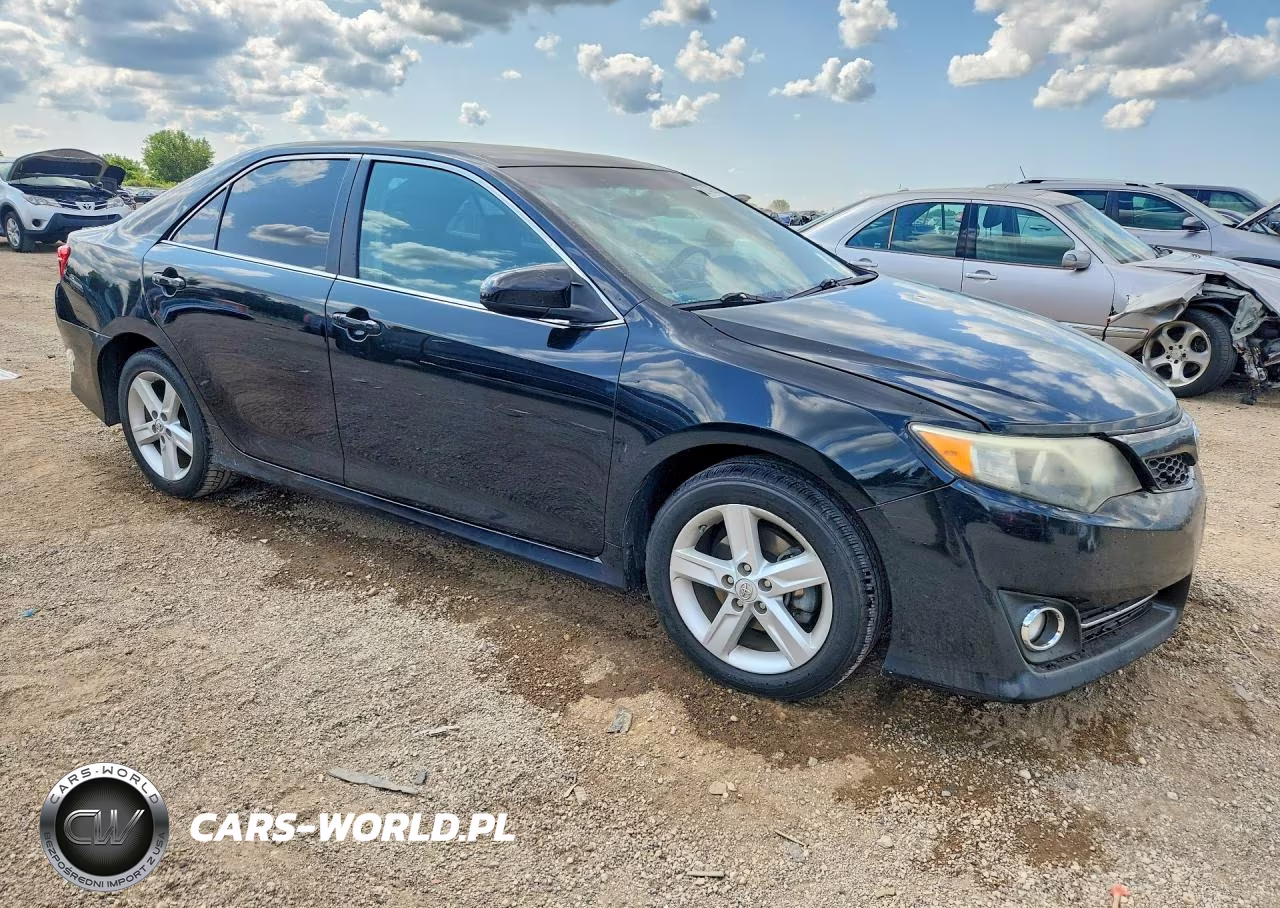 2013 Toyota Camry Se VIN:4T1BF1FK7DU661315 - 4