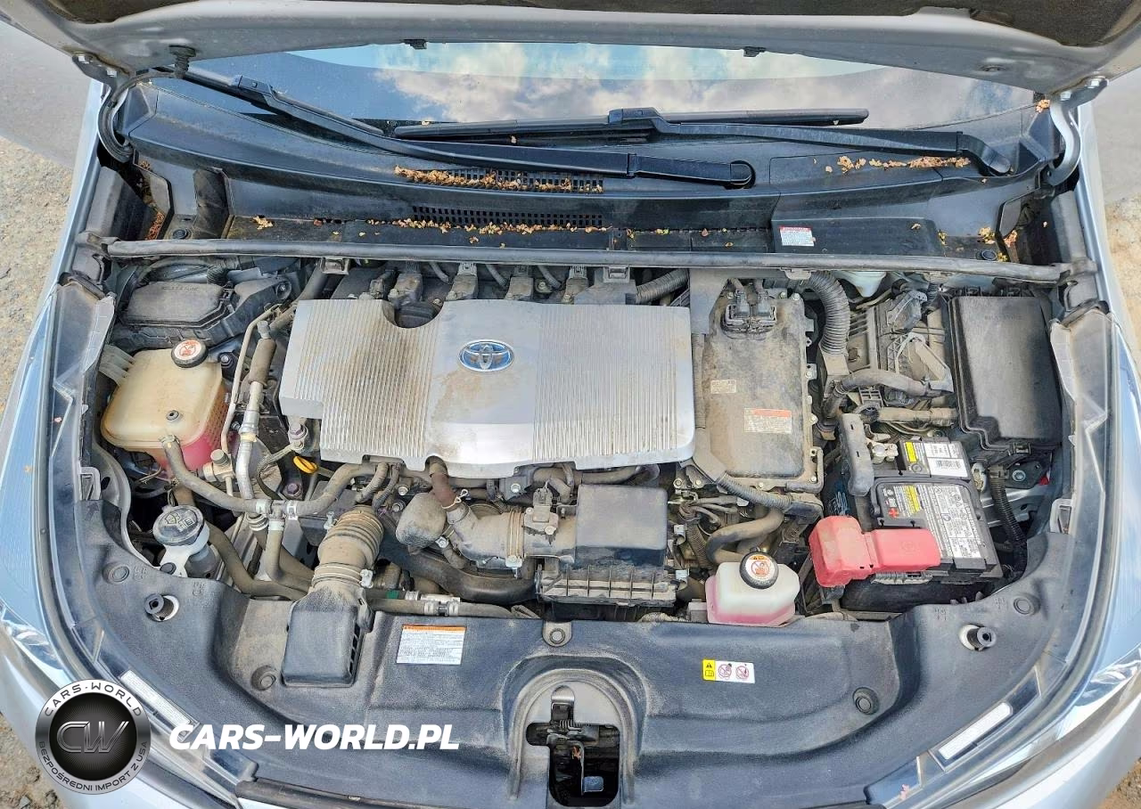 2020 Toyota Prius Le VIN:JTDKARFU3L3114498 - 11