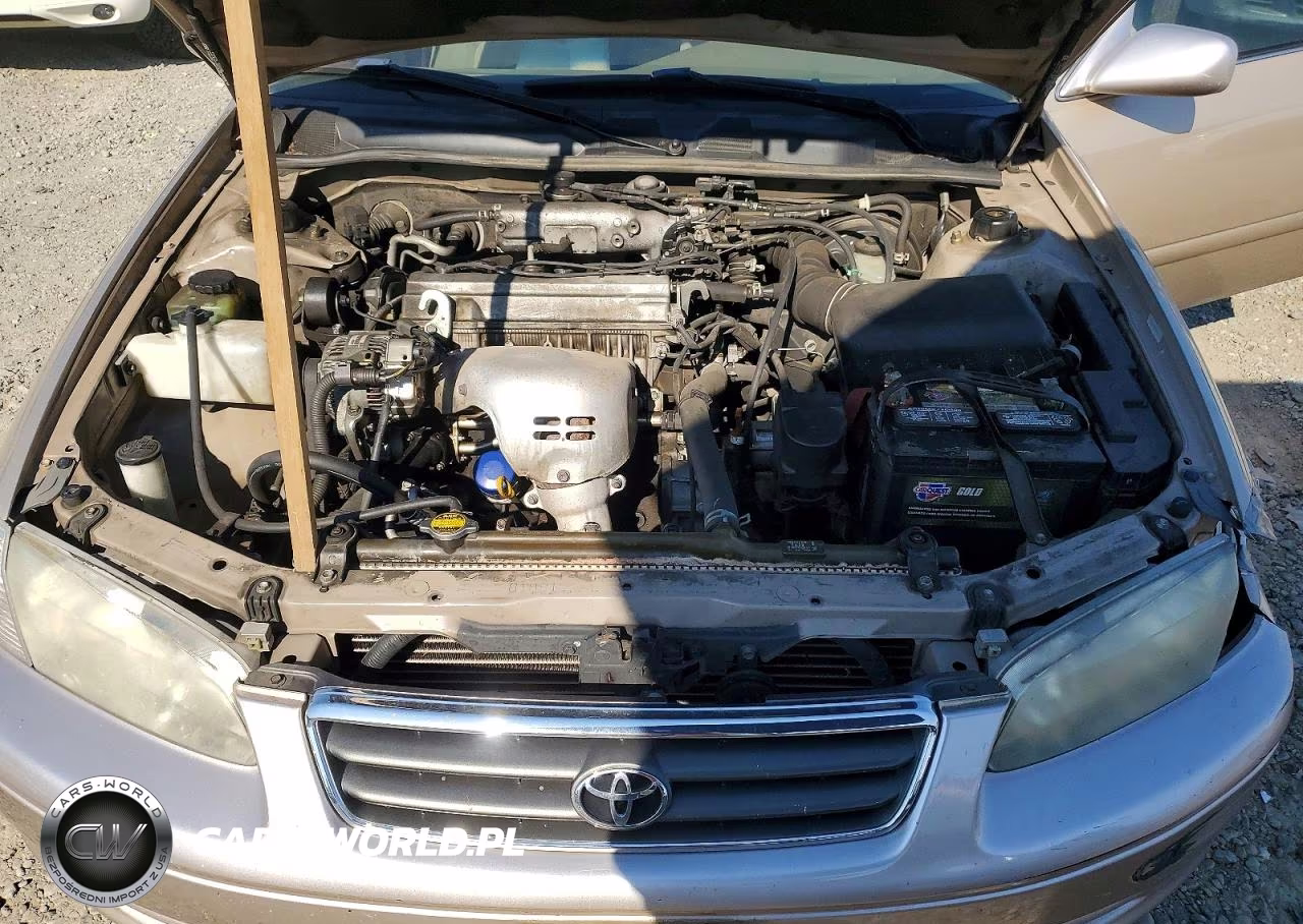 2000 Toyota Camry Le VIN:JT2BG22K3Y0530496 - 11