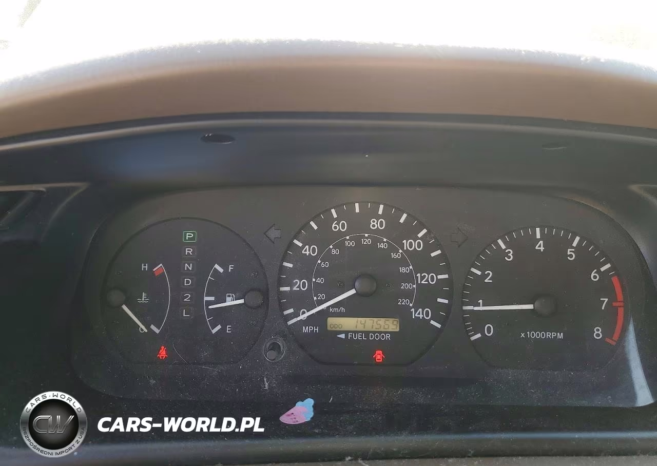 2000 Toyota Camry Le VIN:JT2BG22K3Y0530496 - 9