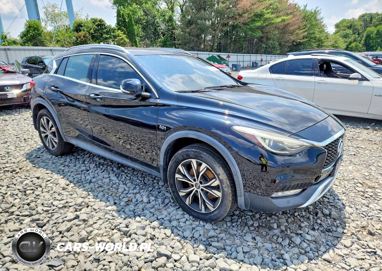 2017 Infiniti Qx30 Premium VIN:SJKCH5CR4HA033969 - 4