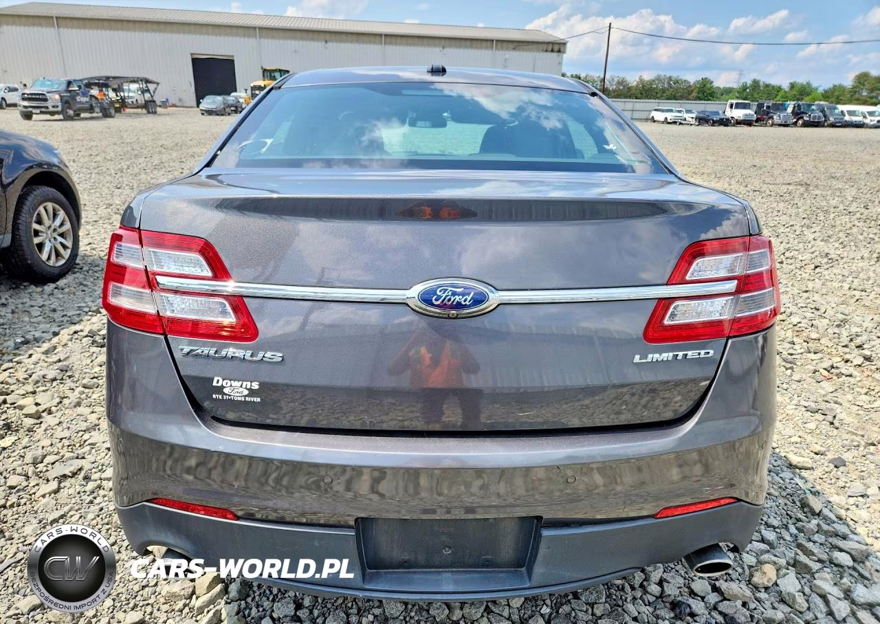 2015 Ford Taurus Limited VIN:1FAHP2F84FG174067 - 6