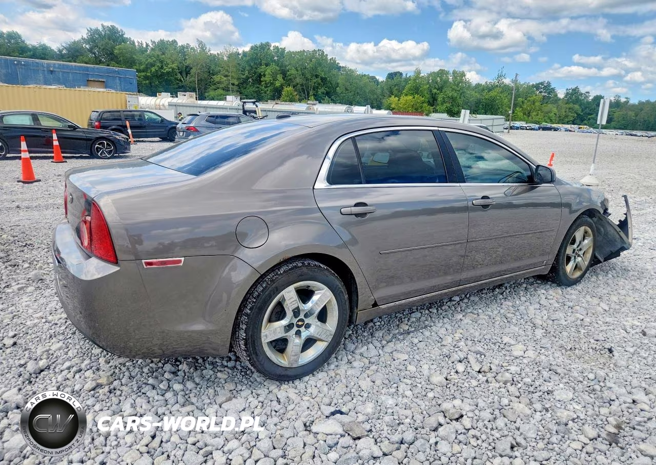 2010 Chevrolet Malibu 1Lt VIN:1G1ZC5EB8A4113493 - 3