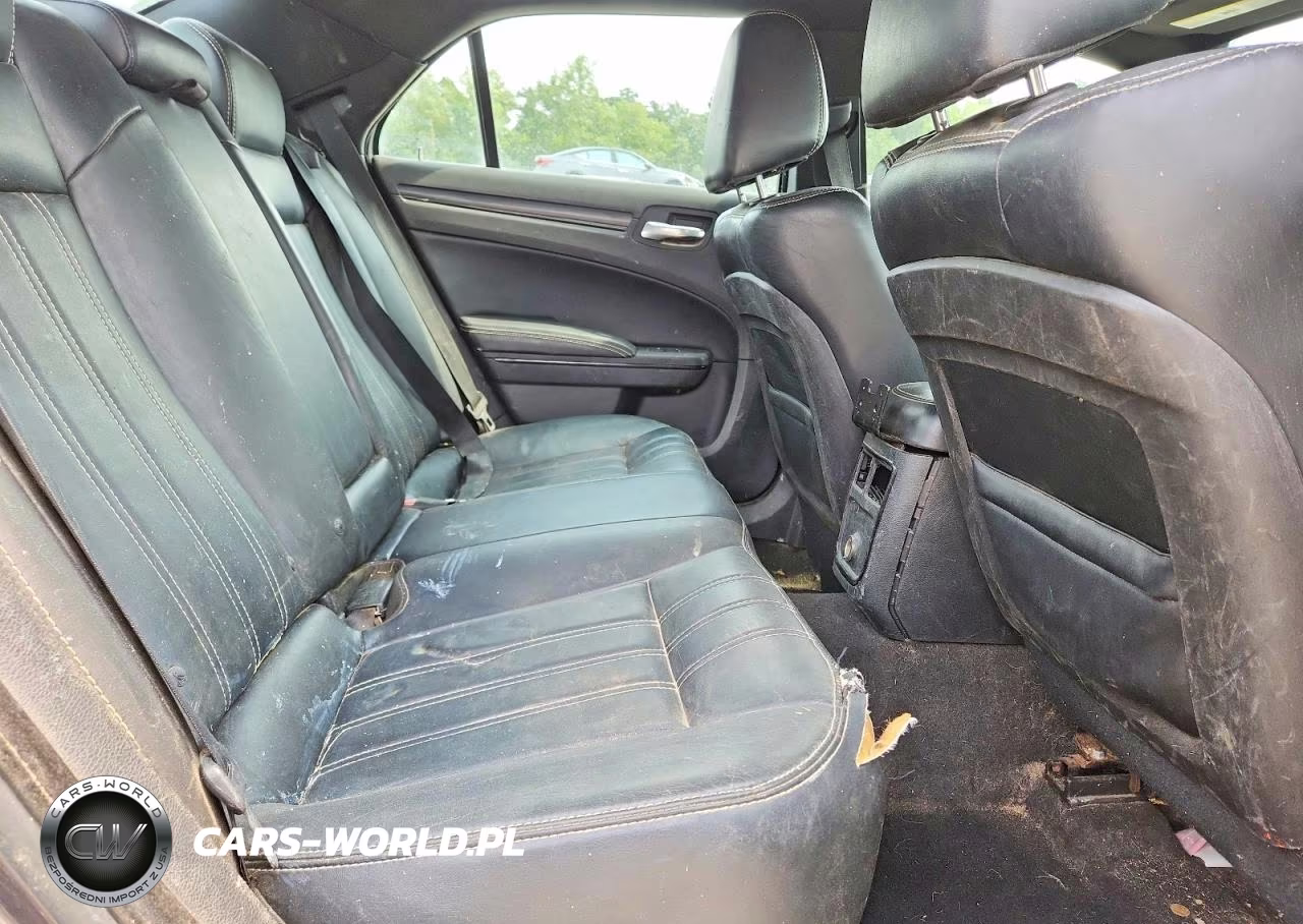 2014 Chrysler 300 S VIN:2C3CCABG7EH238102 - 10