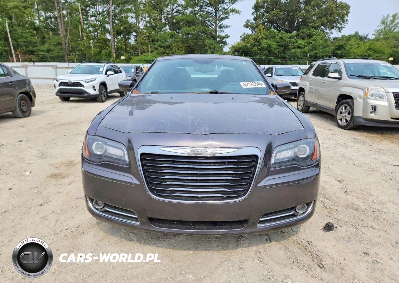 2014 Chrysler 300 S VIN:2C3CCABG7EH238102 - 5