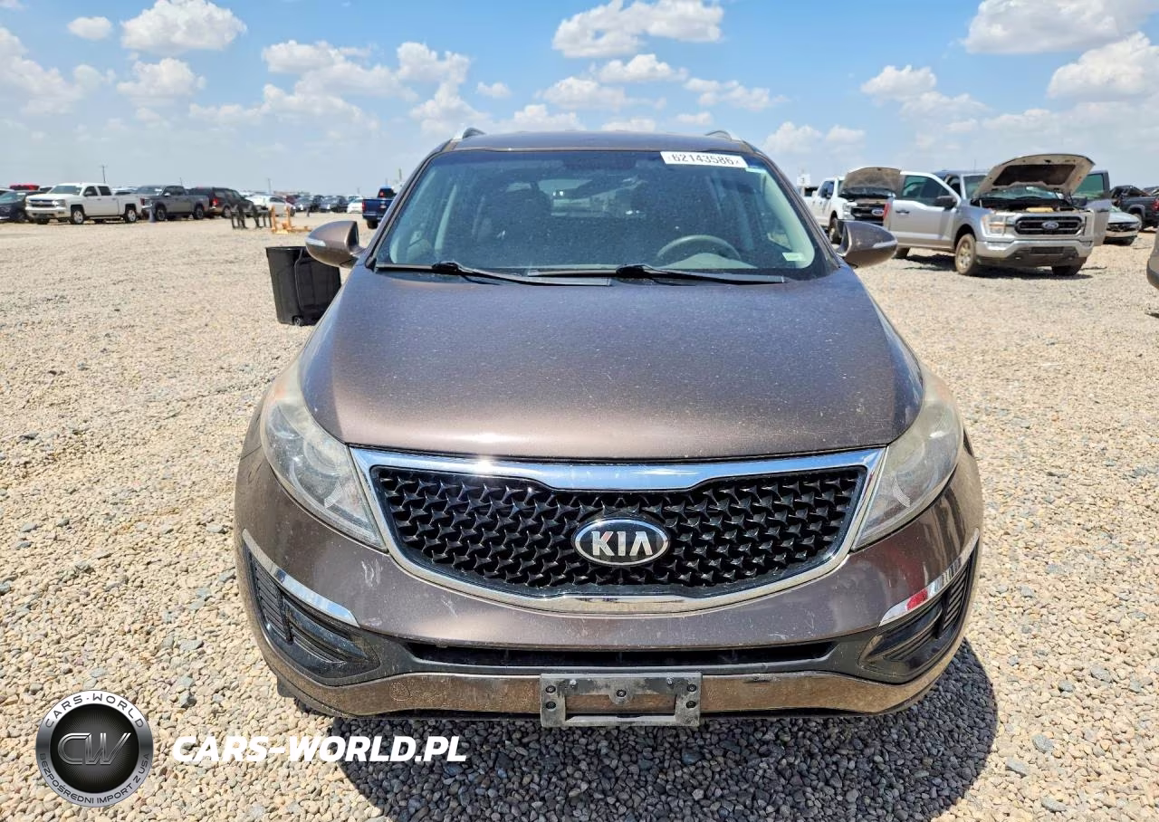 2015 Kia Sportage Lx VIN:KNDPB3ACXF7719713 - 5