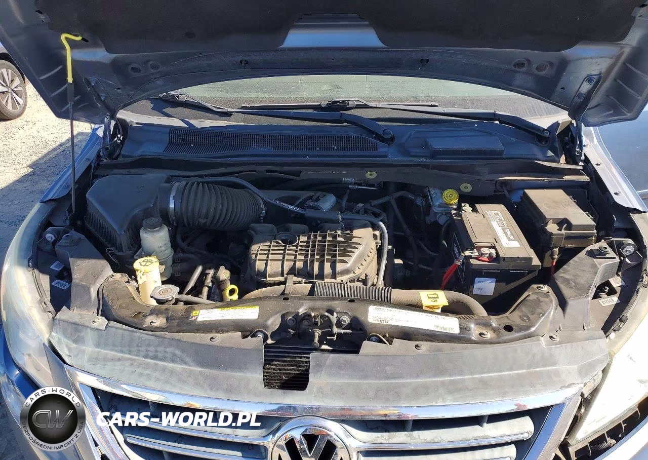 2011 Volkswagen Routan Se VIN:2V4RW3DGXBR717180 - 12