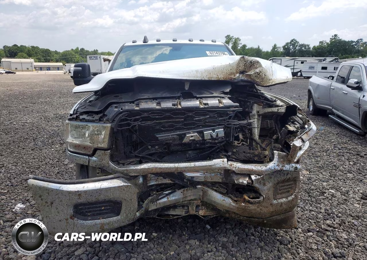2024 Ram 3500 Tradesman VIN:3C63RRGL8RG283187 - 5