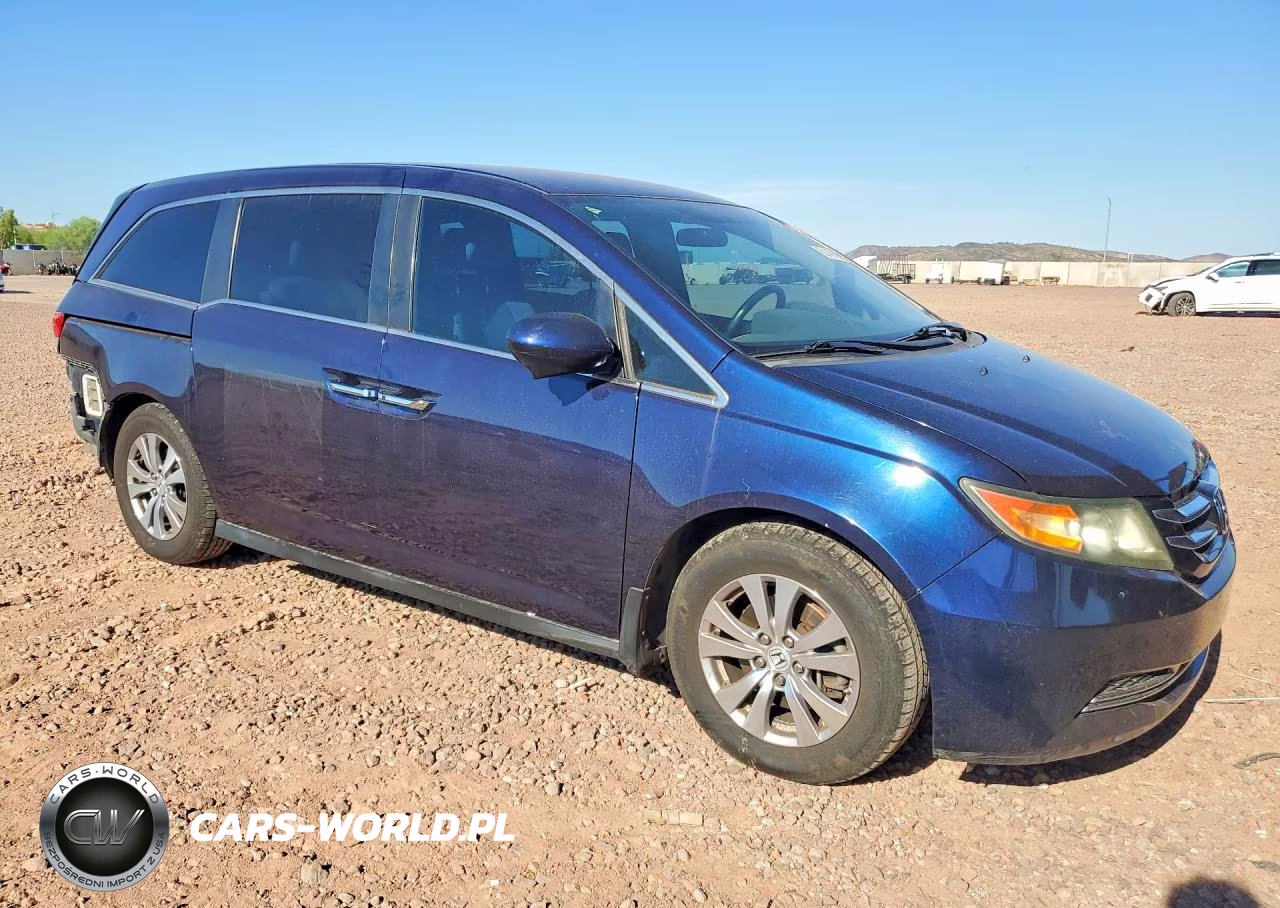 2017 Honda Odyssey Se VIN:5FNRL5H35HB016525 - 4