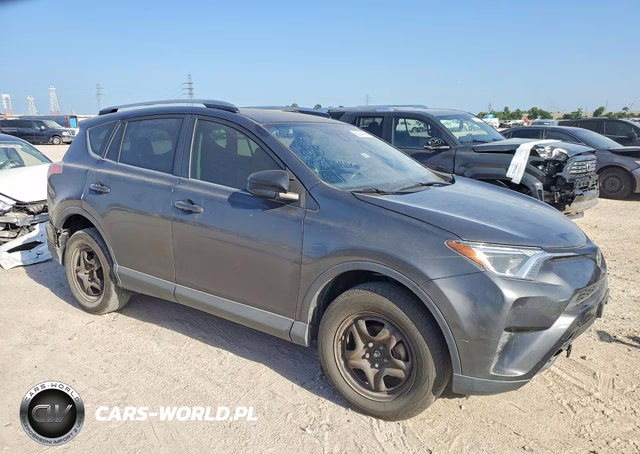 2017 Toyota Rav4 Le VIN:JTMZFREV9HJ702354 - 4
