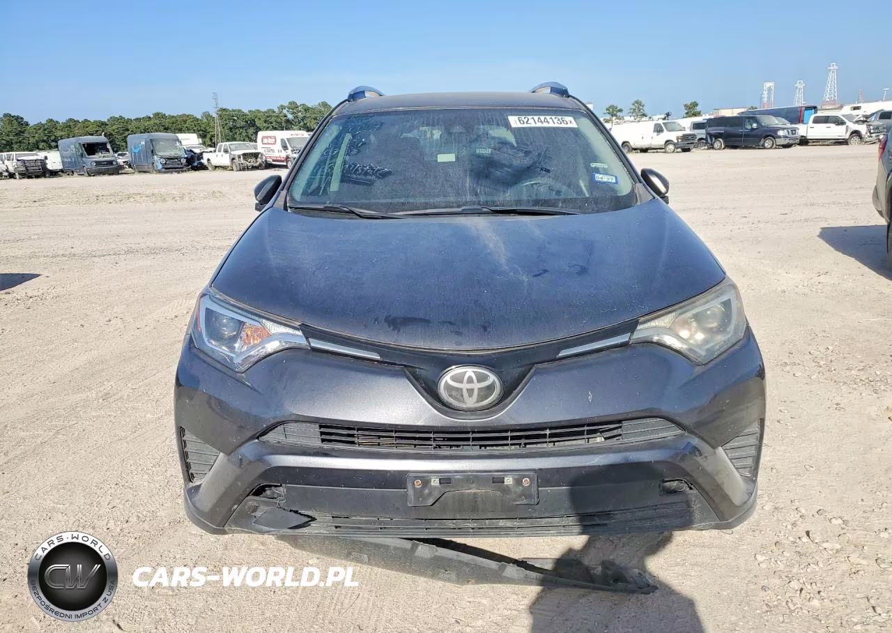 2017 Toyota Rav4 Le VIN:JTMZFREV9HJ702354 - 5