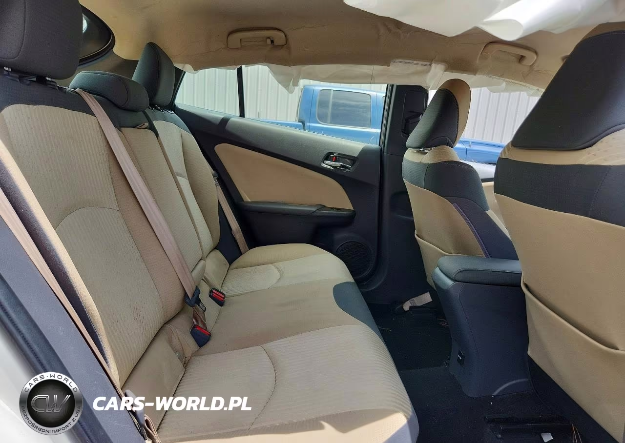 2016 Toyota Prius Two VIN:JTDKBRFU7G3510131 - 10