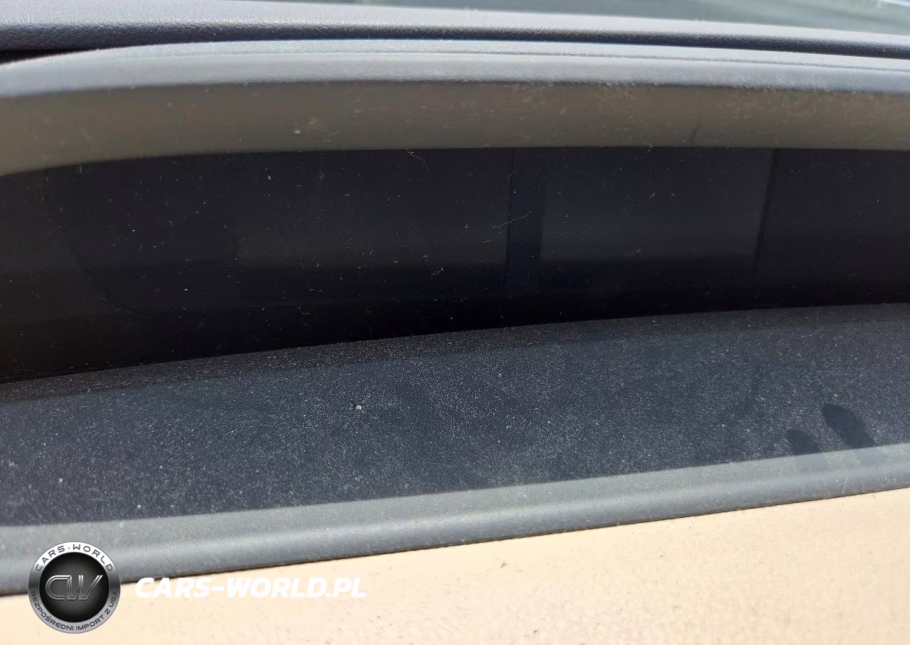 2016 Toyota Prius Two VIN:JTDKBRFU7G3510131 - 9