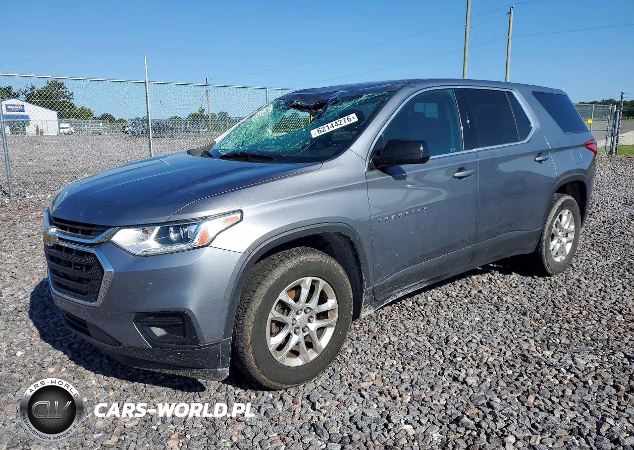 2019 Chevrolet Traverse Ls VIN:1GNERFKW1KJ102413 - 1