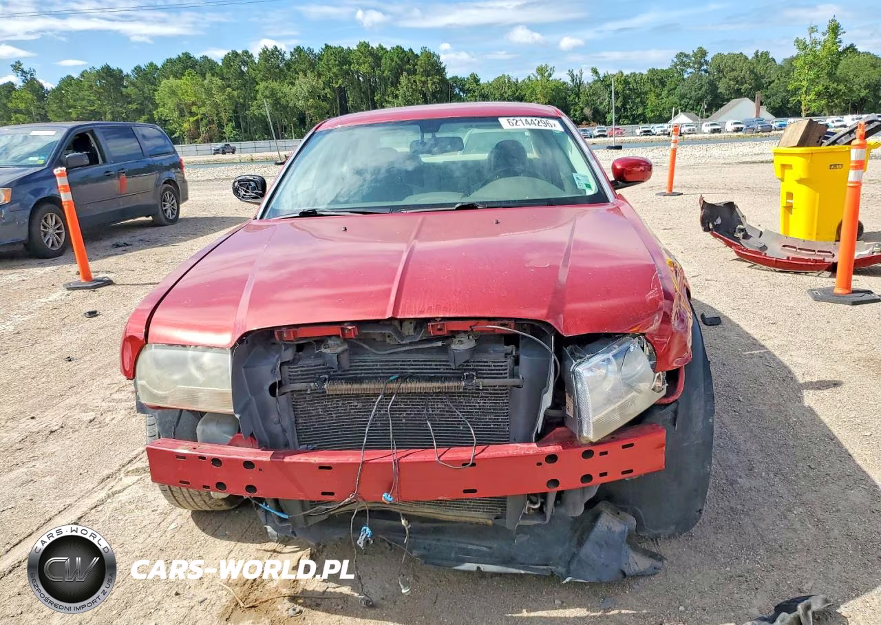 2008 Chrysler 300 Touring VIN:2C3LA53GX8H334841 - 5