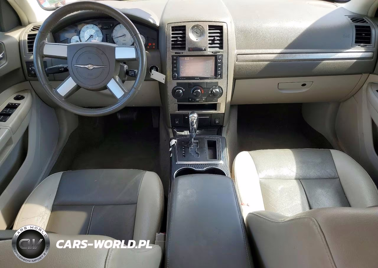 2008 Chrysler 300 Touring VIN:2C3LA53GX8H334841 - 8
