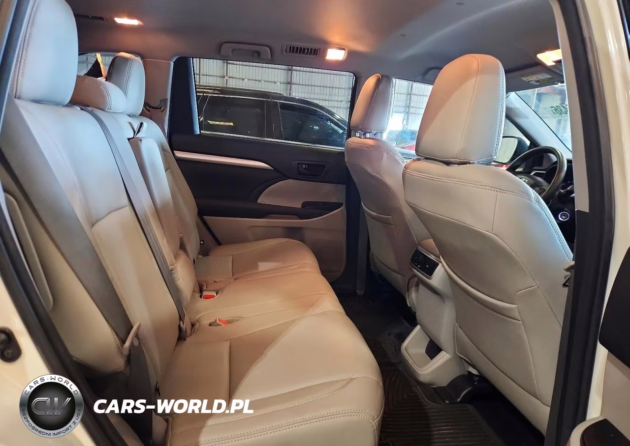 2016 Toyota Highlander Le VIN:5TDZKRFH4GS138263 - 10