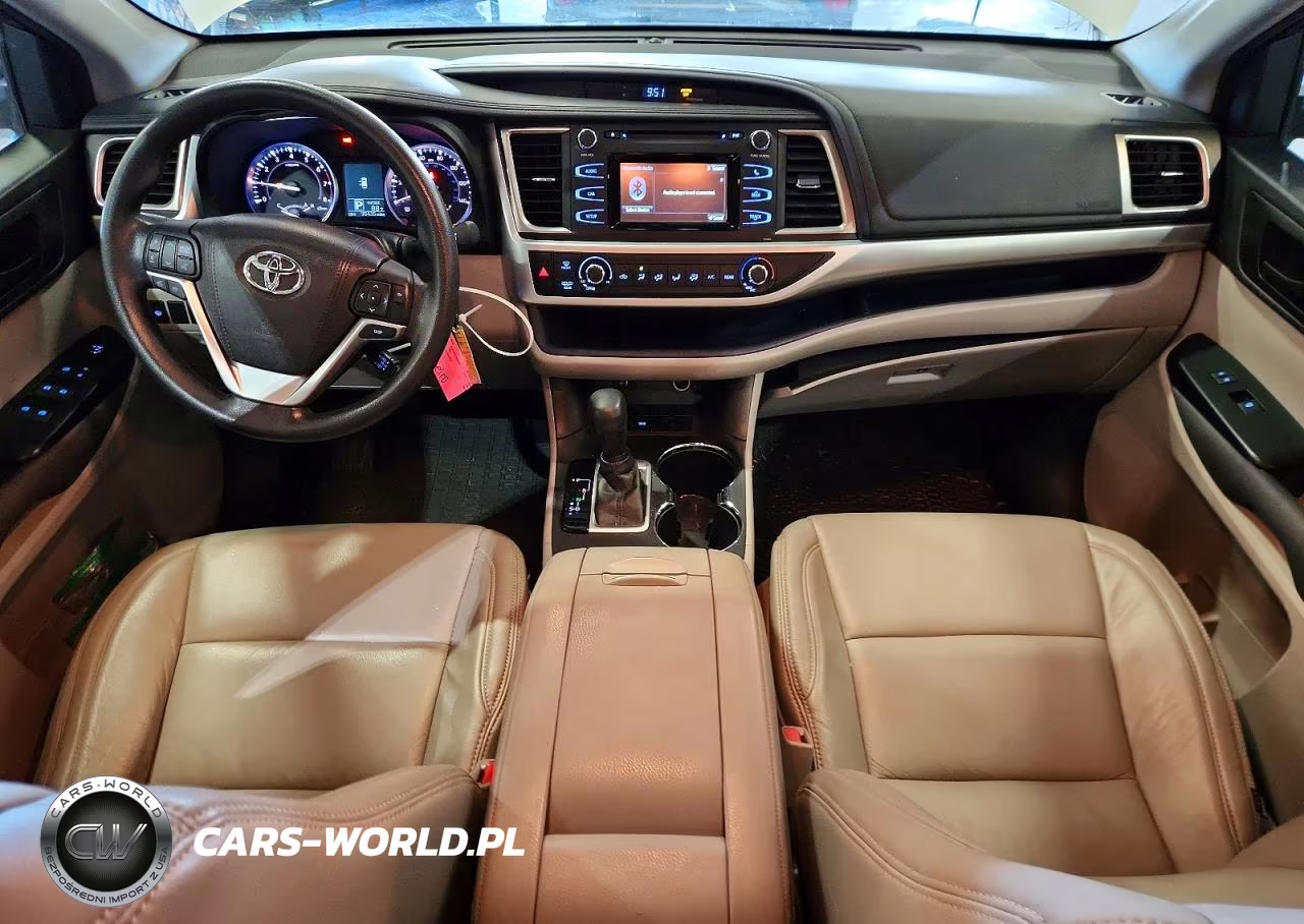 2016 Toyota Highlander Le VIN:5TDZKRFH4GS138263 - 8