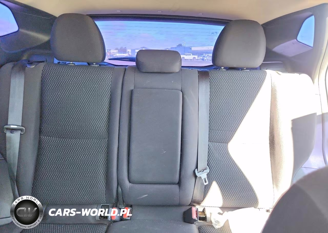 2017 Nissan Rogue Sport S VIN:JN1BJ1CP0HW029742 - 10