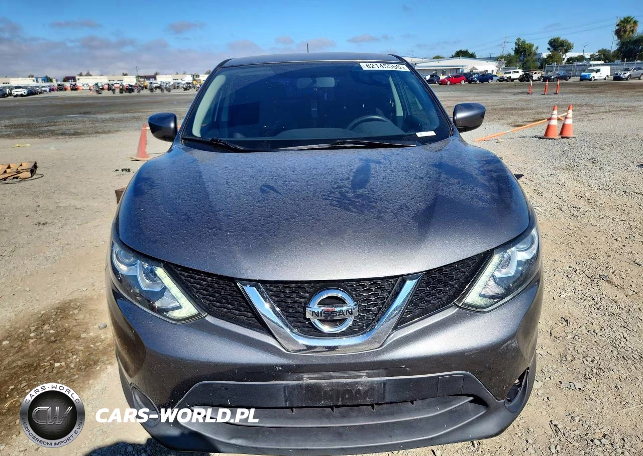 2017 Nissan Rogue Sport S VIN:JN1BJ1CP0HW029742 - 5