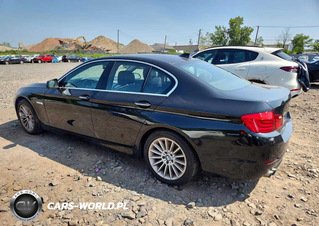 2013 BMW 528 Xi VIN:WBAXH5C57DDW13238 - 2