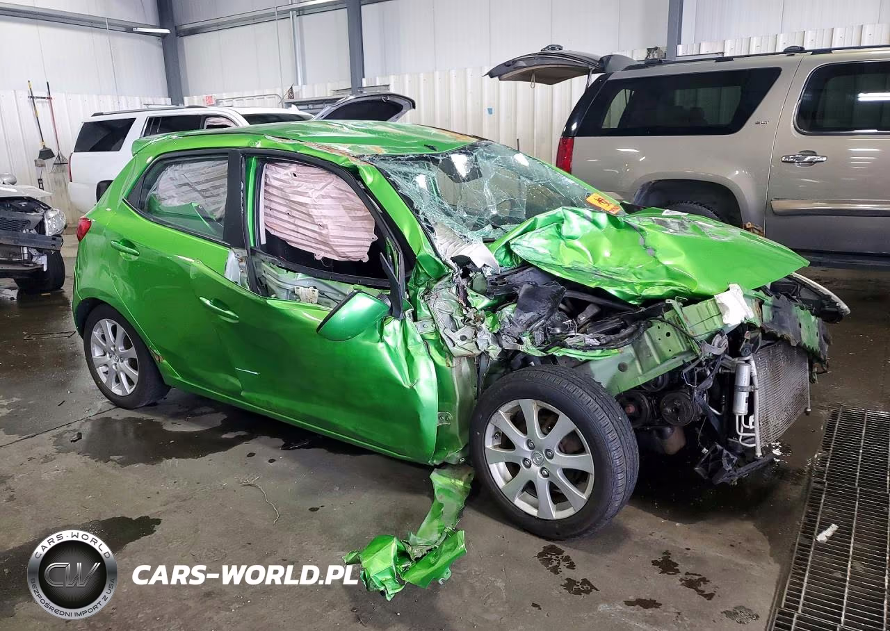 2011 Mazda Mazda2 VIN:JM1DE1HY3B0123247 - 4