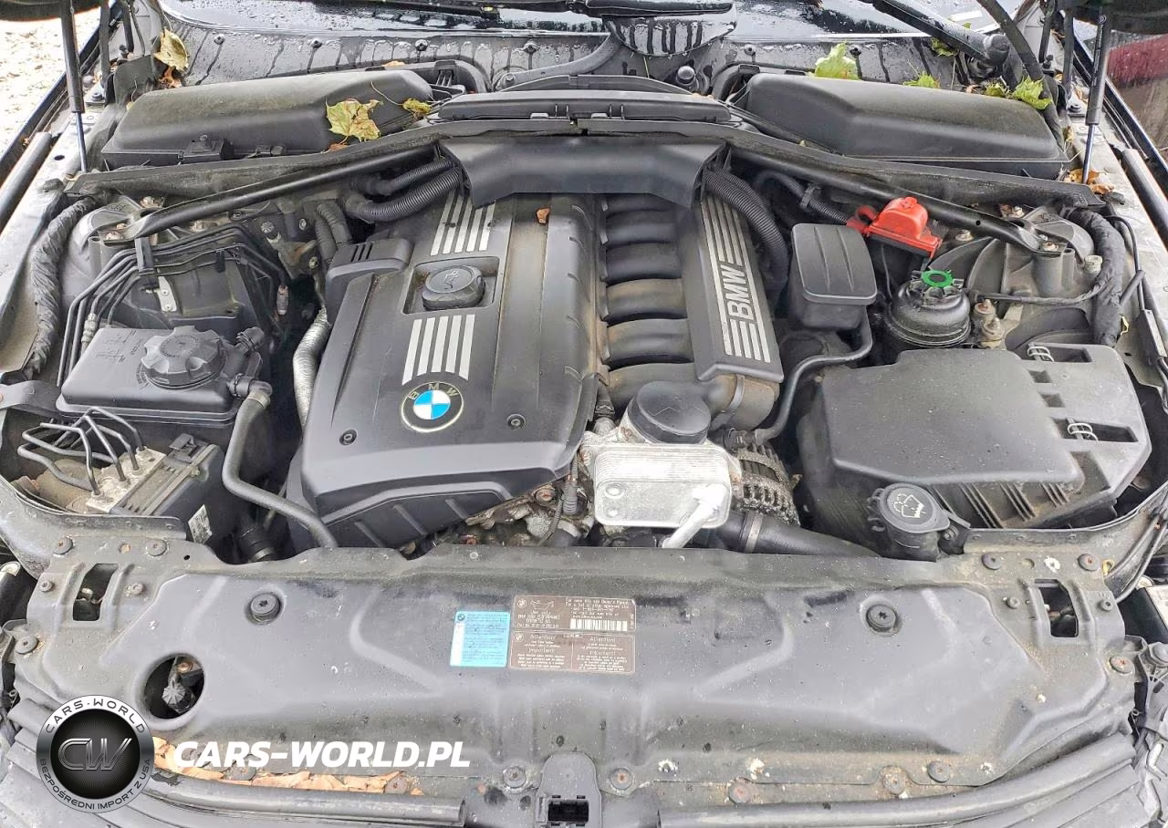 2008 BMW 528 Xi VIN:WBANV13578CZ53039 - 11