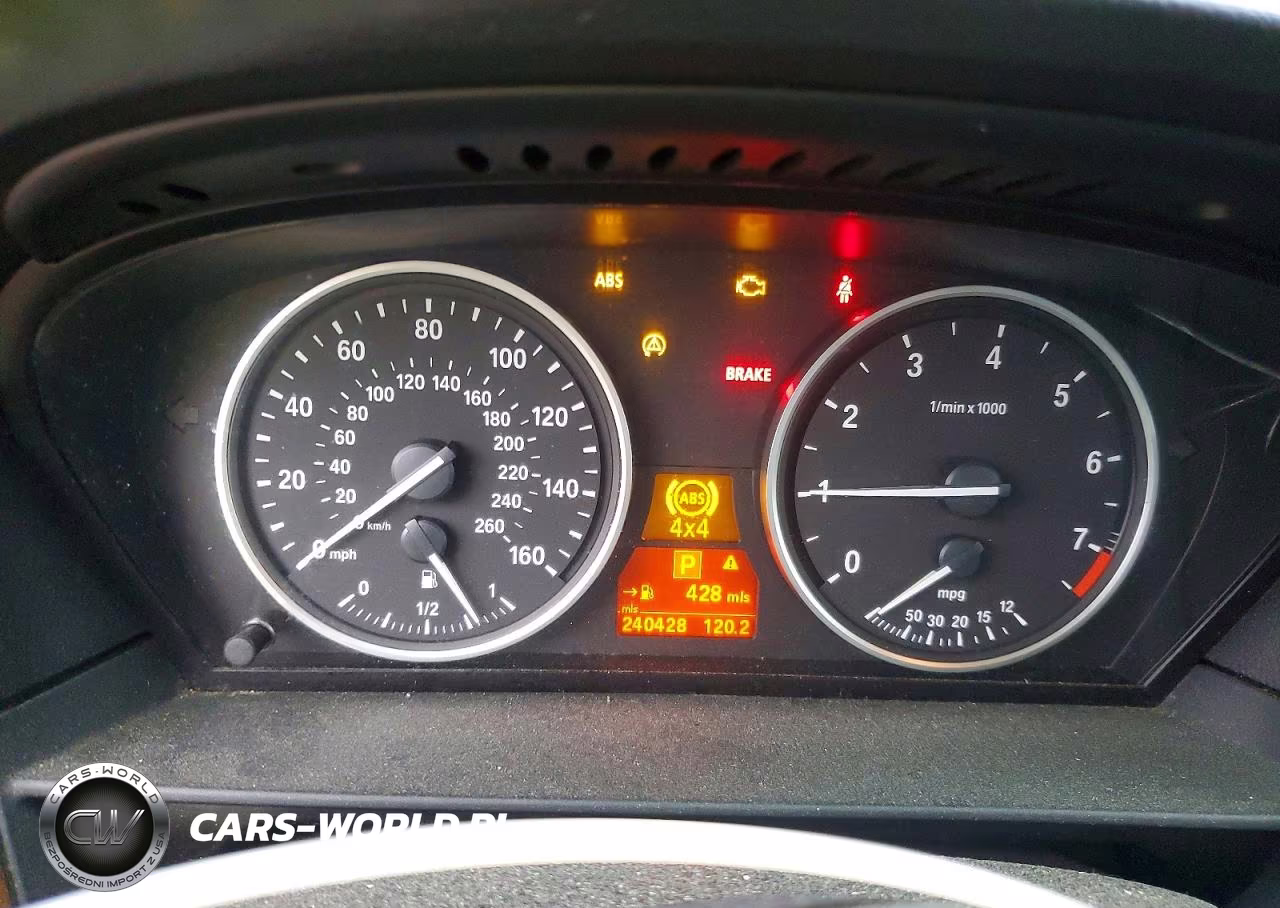 2008 BMW 528 Xi VIN:WBANV13578CZ53039 - 9