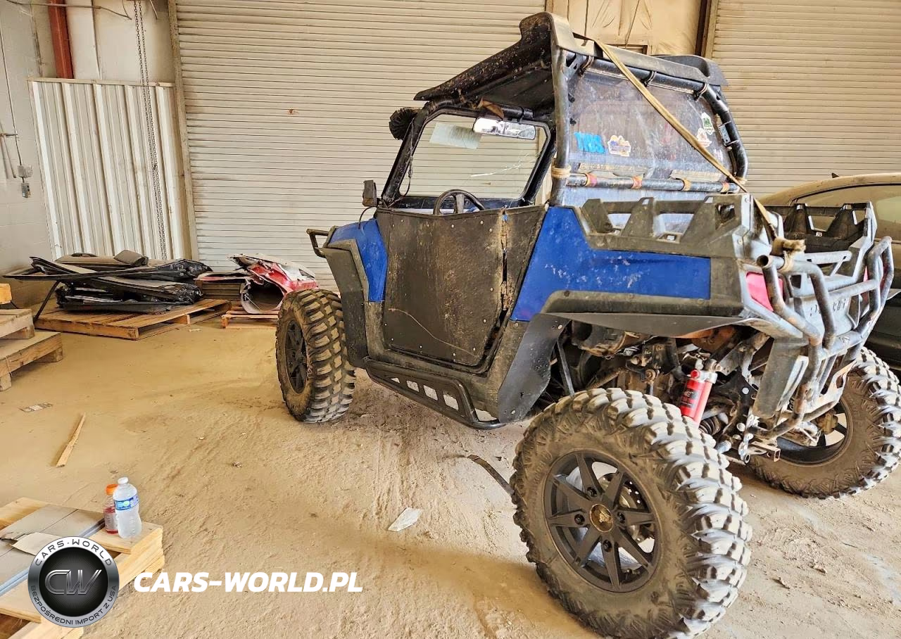2011 Polaris Ranger Utility Vehicle VIN:4XAVH76A8BD110367 - 3