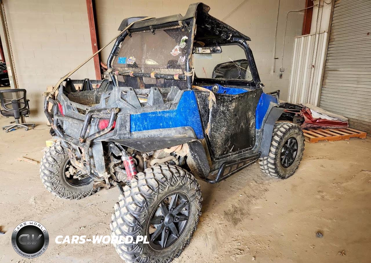 2011 Polaris Ranger Utility Vehicle VIN:4XAVH76A8BD110367 - 4