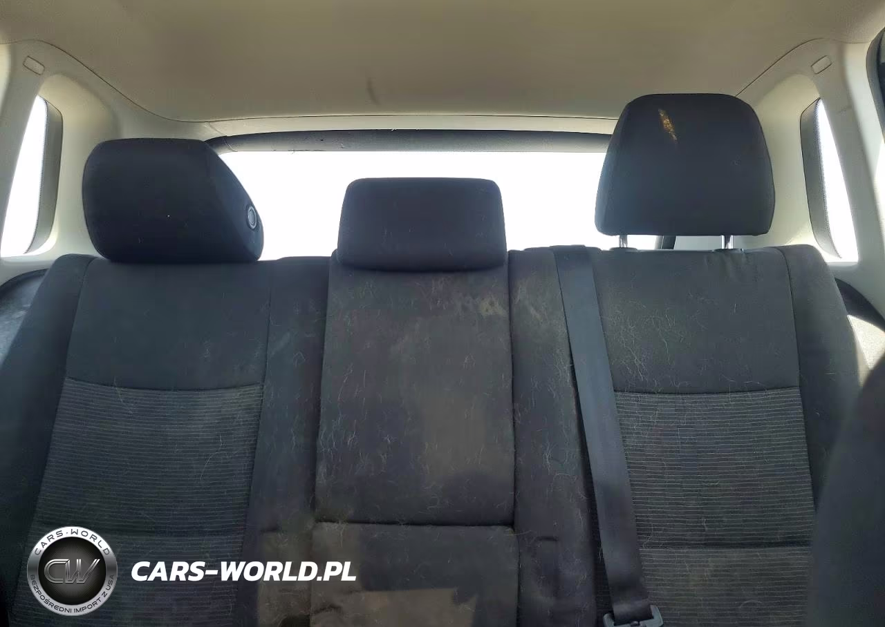 2015 Volkswagen Tiguan S VIN:WVGBV7AX2FW553488 - 10
