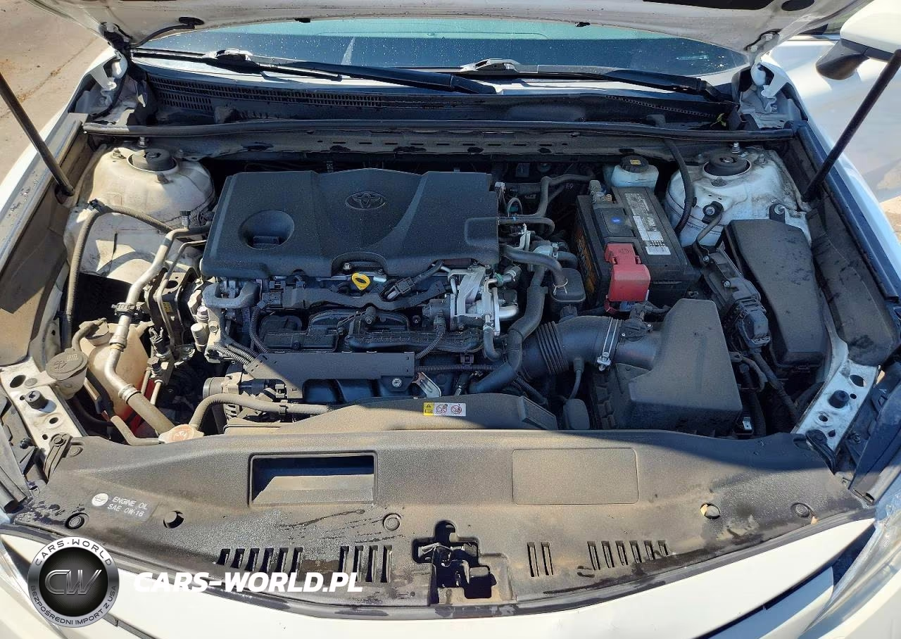 2018 Toyota Camry Le VIN:JTNB11HK6J3052097 - 11